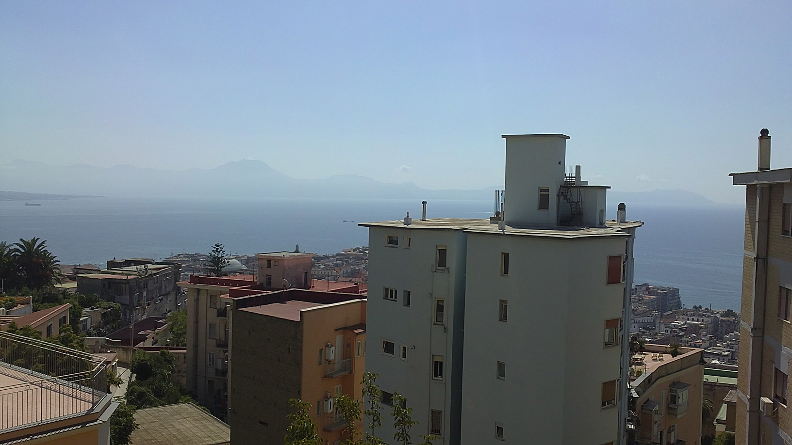 Neapel und Meer